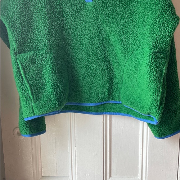J. Crew Vintage Fleece in Green with Blue Accent - Picture 3 of 4
